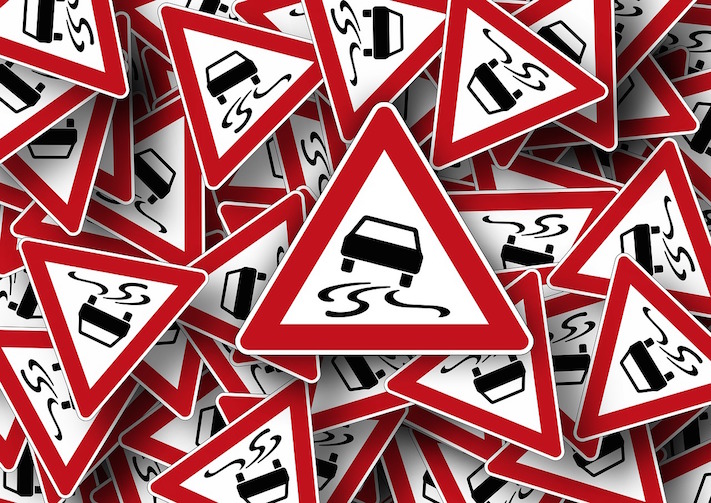 road-sign-663362_1280